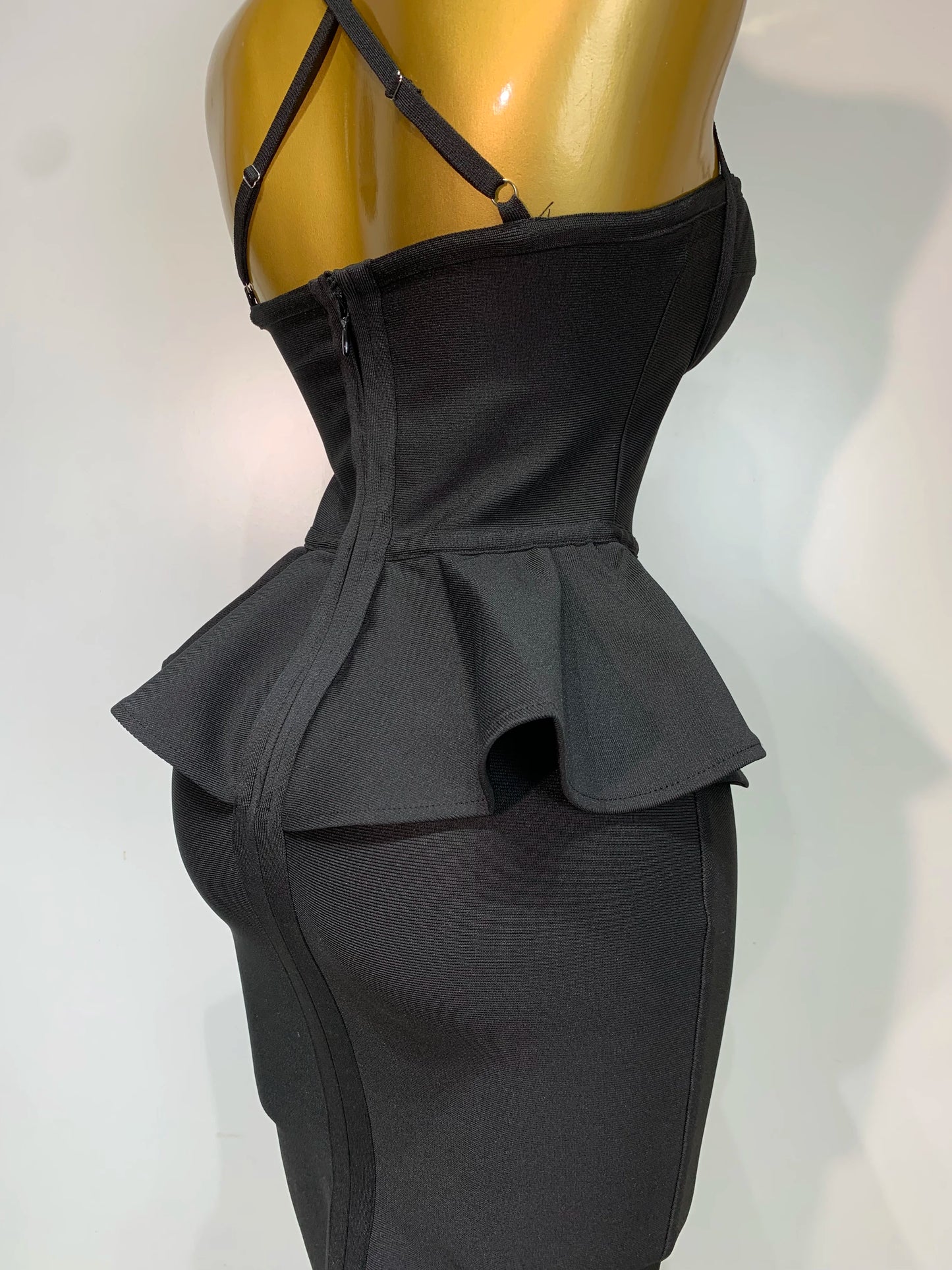 Women Sexy Backless Tierred Bodycon Bandage Dress 2025 Celebrity Elegant Evening Party Club Wedding Dress Birthday Vestido