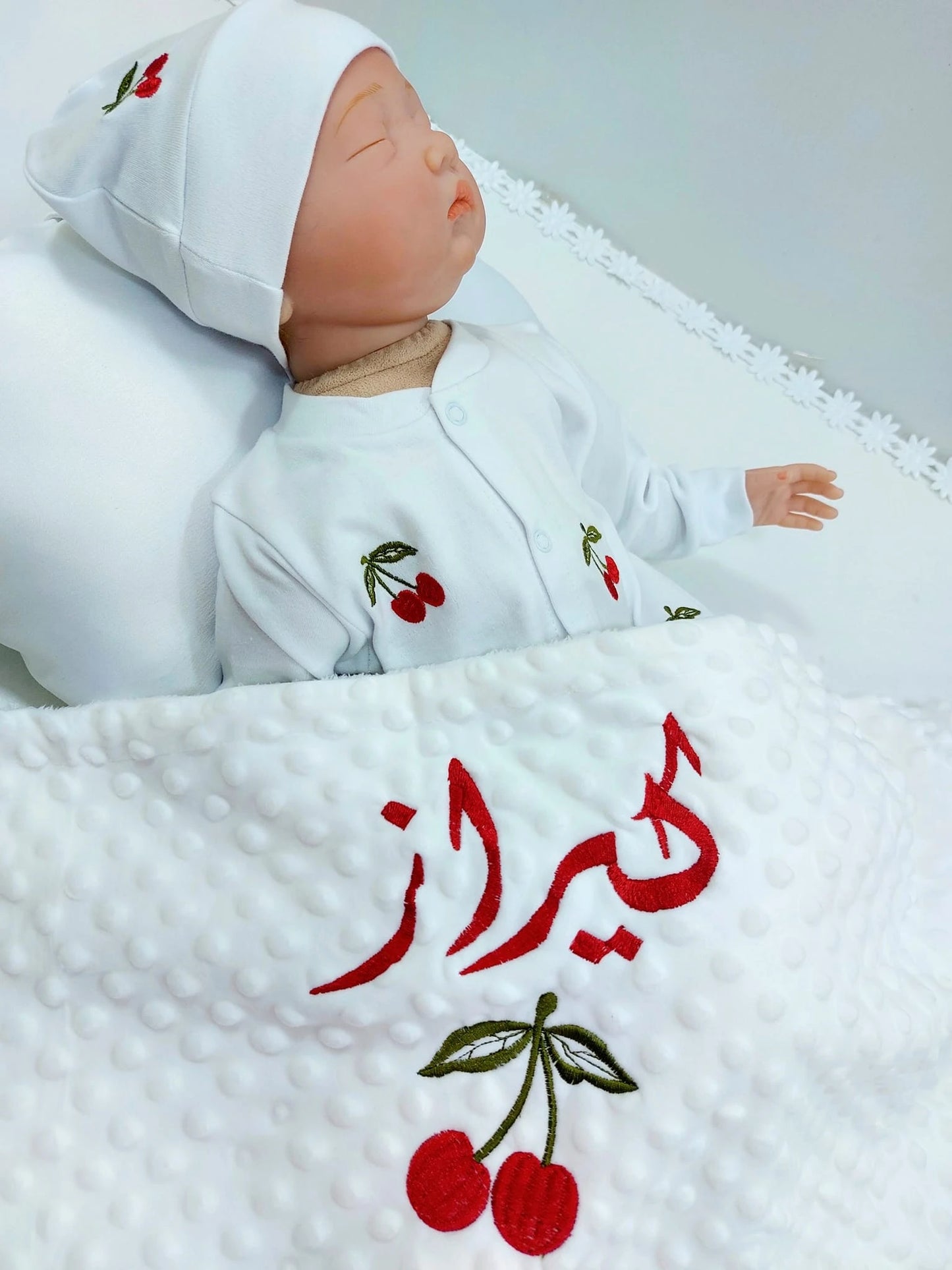 Customized Name Newborn Baby Boss Embroidery Lace Romper Outfit Infant Wrapped Baby Products Pants Mittens Receiving Blanket