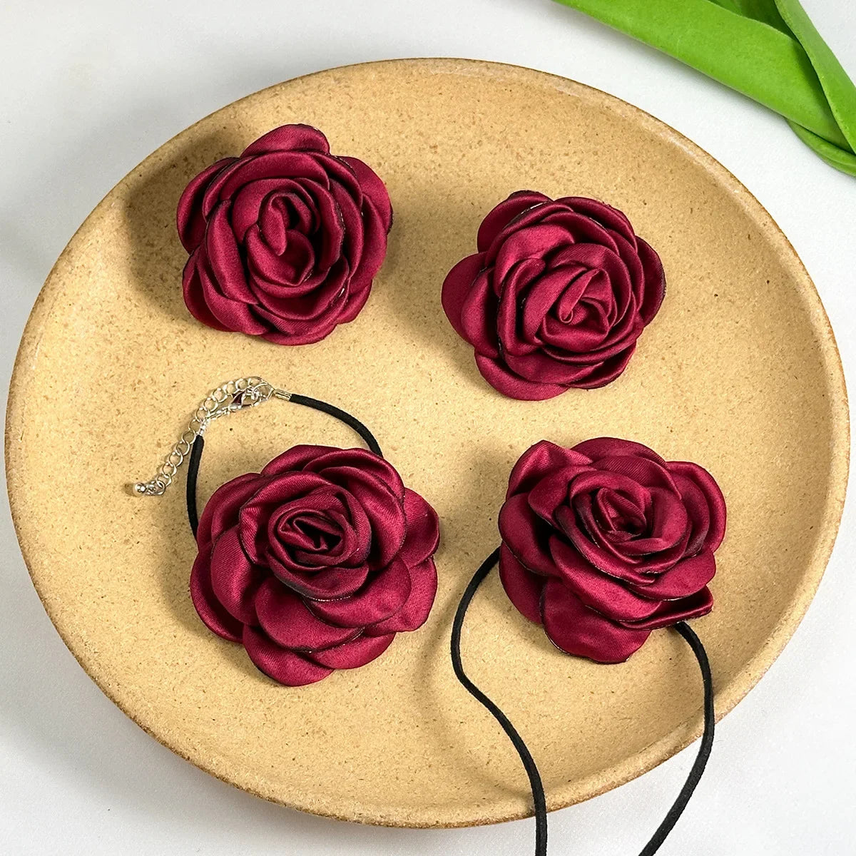 Women Adjustable Rope Choker Clavicle Chain Goth Y2K Romantic Rose Flower Necklace Bracelet Earrings Set