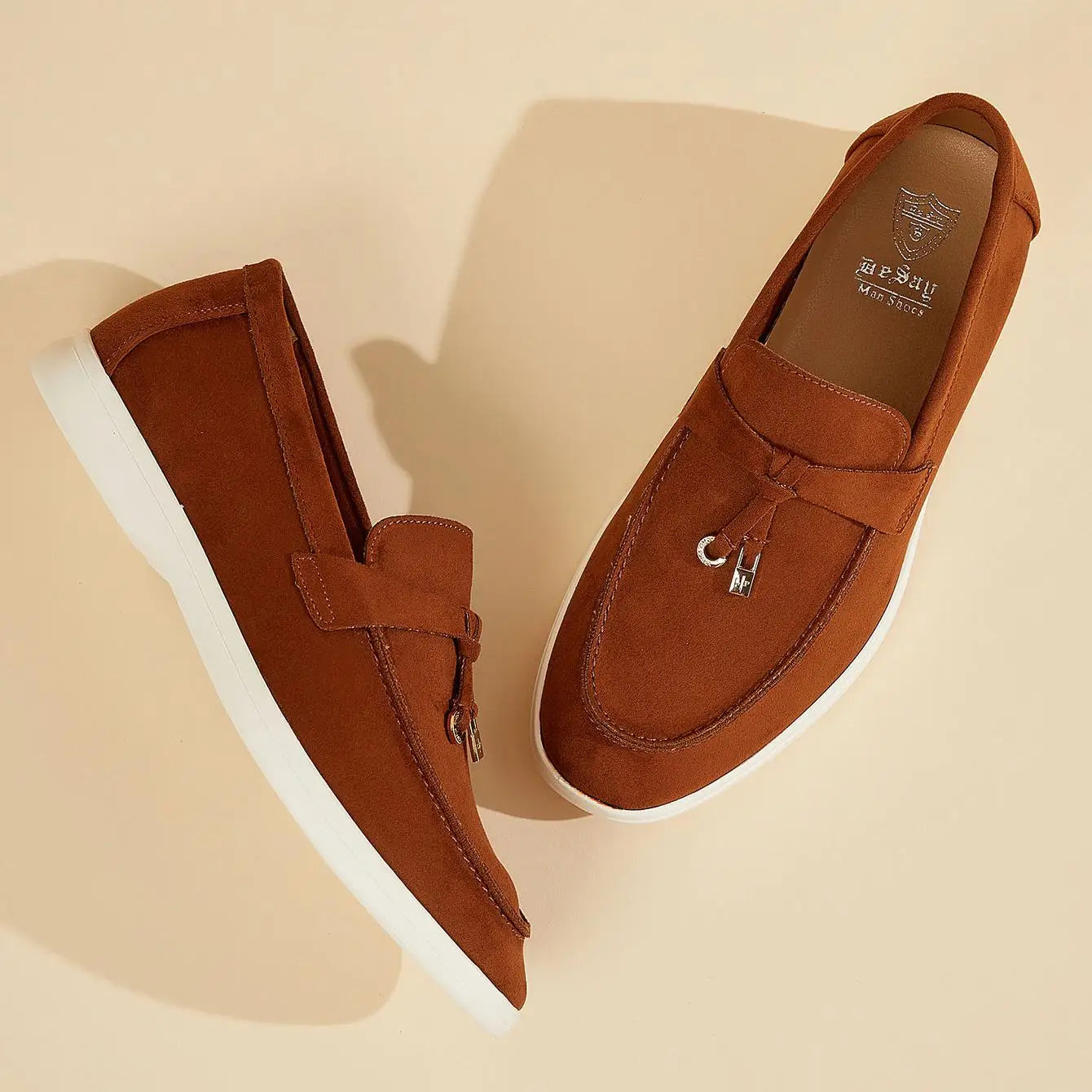 Men Suede Tassel Loafers Slip On Flat Sole Lightweight Non Slip Daily Office Driving Footwear 2026 New Desai
