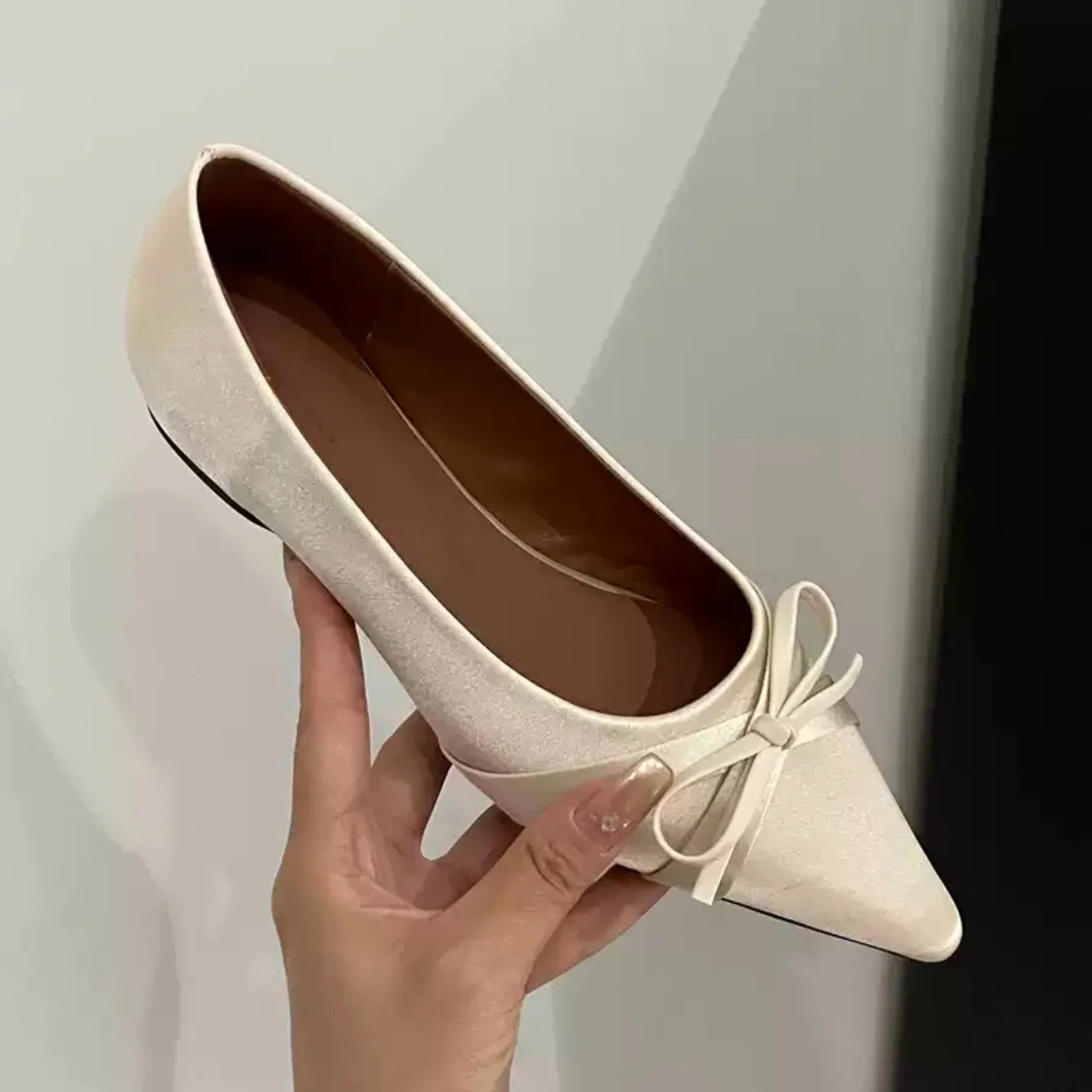Women Flats 2024 New Bow Tie Flat Shoes for Women Ballerinas Pointed Toe Slip on Flat Lazy Loafers Casual Comfort Sneakers Women