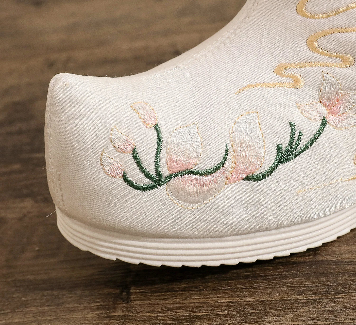 Winter Fashion Shoes Embroidered Fur Boots For Woman Bota Ancient Costume Botines Para Mujeres Hanfu Women's Boots Botas Mujer
