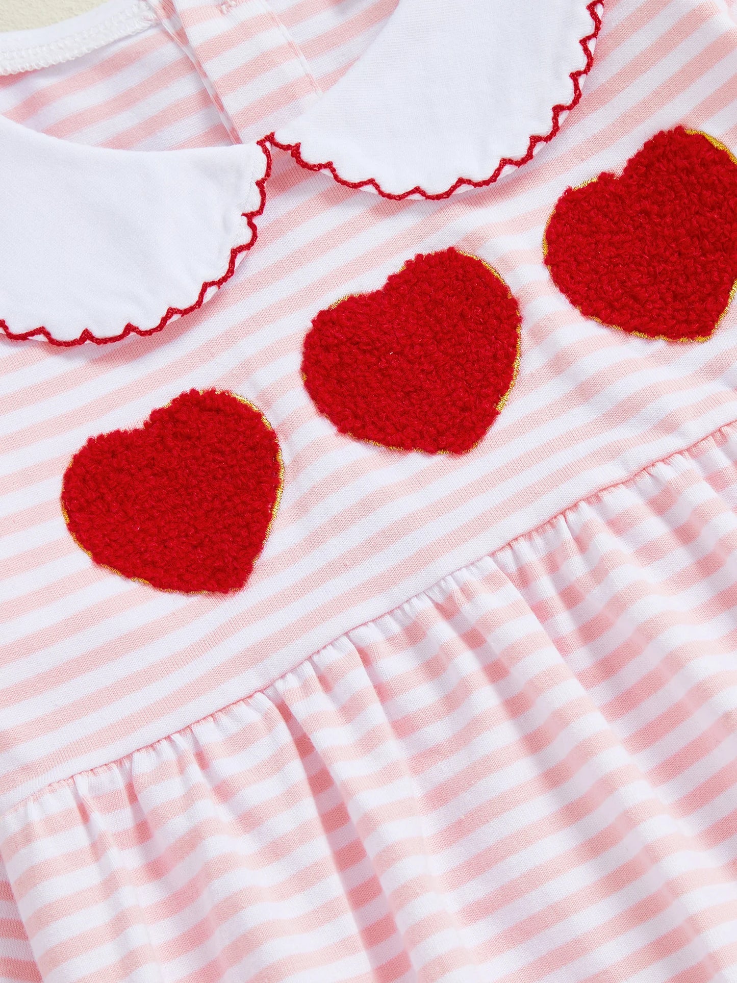 0-18M First Valentines Day Baby Girl Outfit Newborn Heart Smocked Bubble Romper Bodysuit Cute Valentines Day Baby Clothes