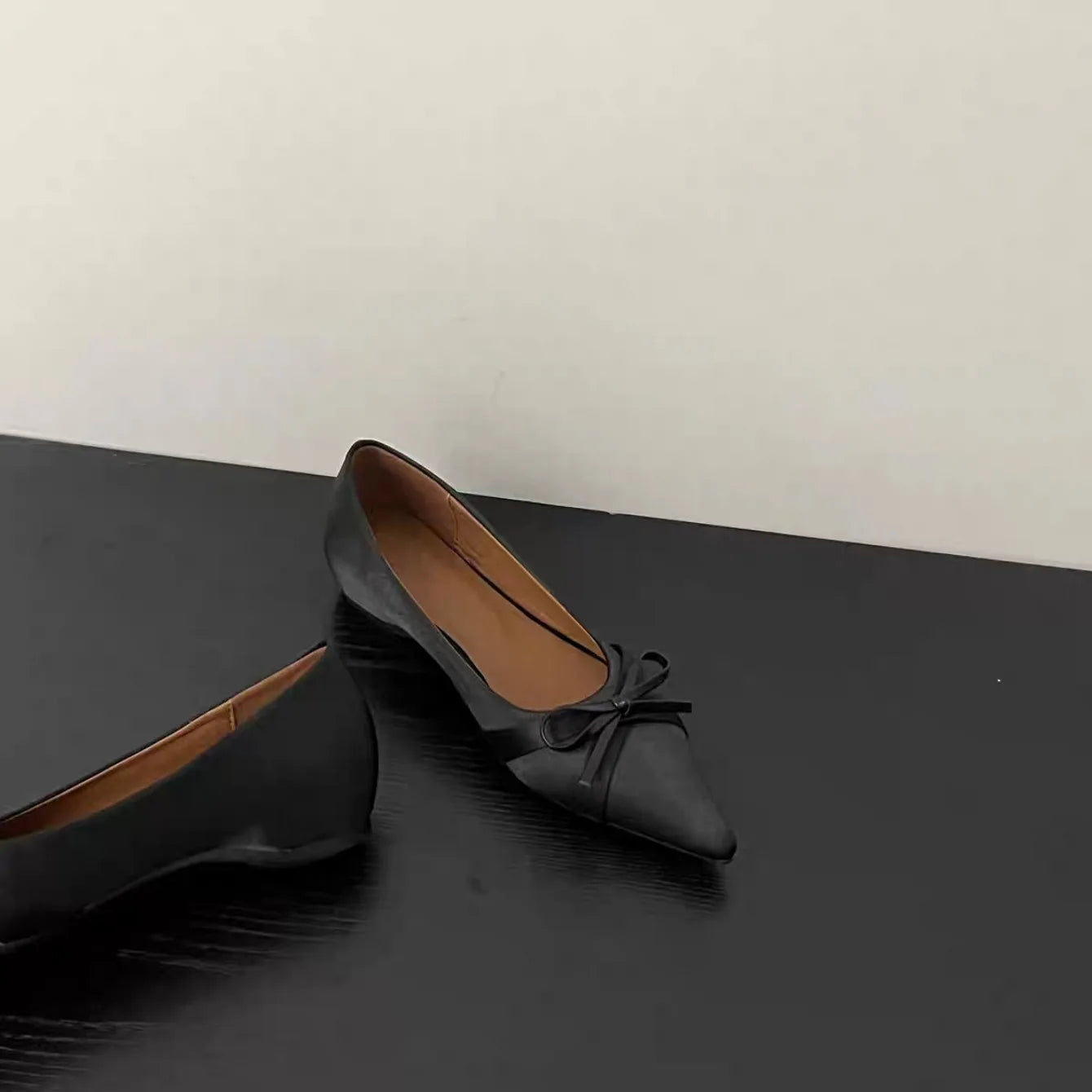 Women Flats 2024 New Bow Tie Flat Shoes for Women Ballerinas Pointed Toe Slip on Flat Lazy Loafers Casual Comfort Sneakers Women
