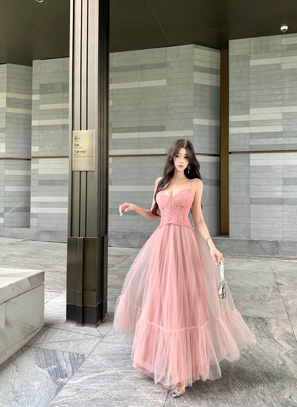 2025 French Elegant Luxury Evening Dress Women Chic Gown Fashion Mesh Lace Party Dresses Heavy Craftsmanship Boned Wedding Dress