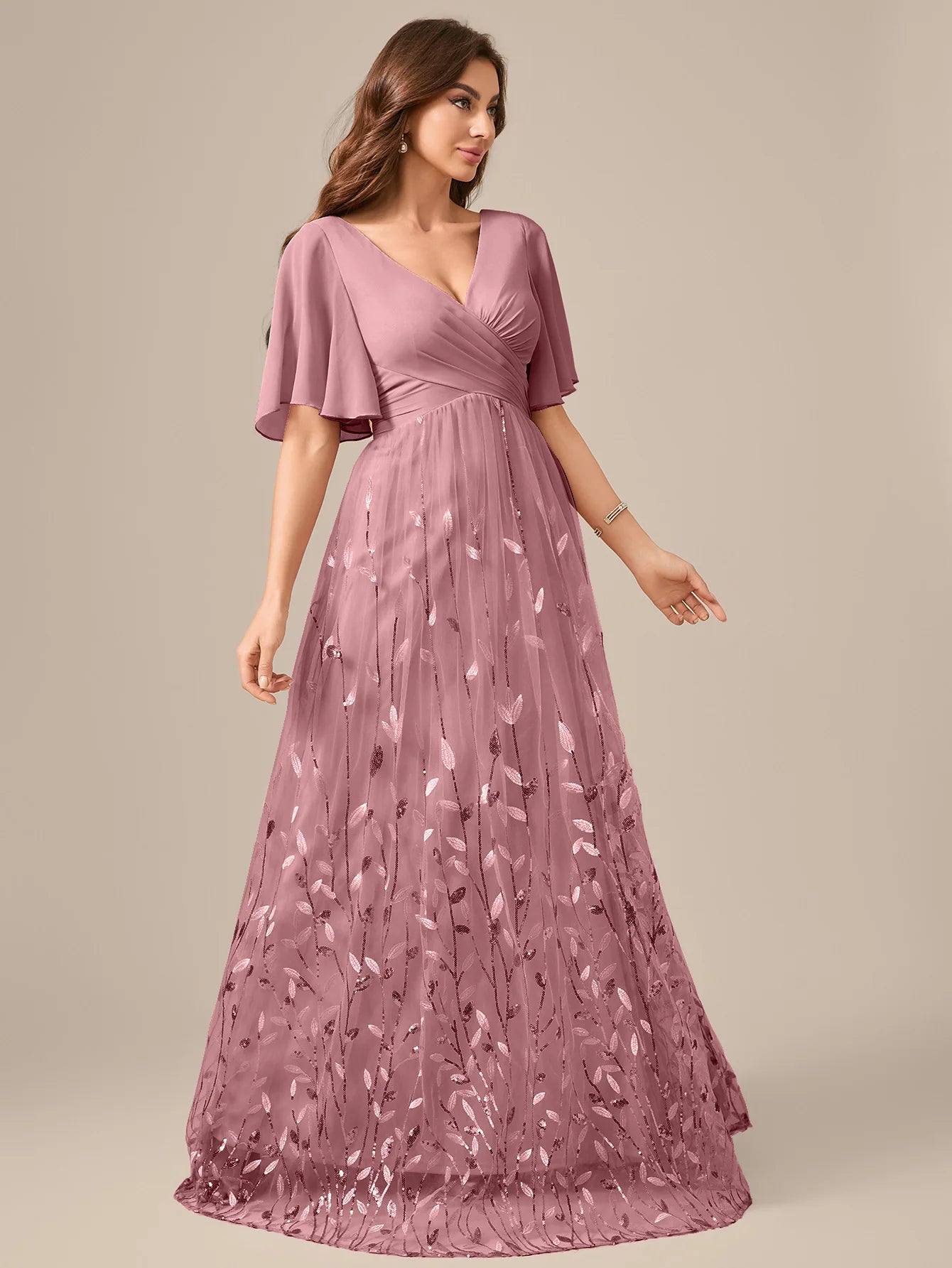 UNITHORSE Random Cutting V-neck Lace-Trimmed Sleeves Chest Pleats Leaf Pattern Tulle Patchwork Evening Dress