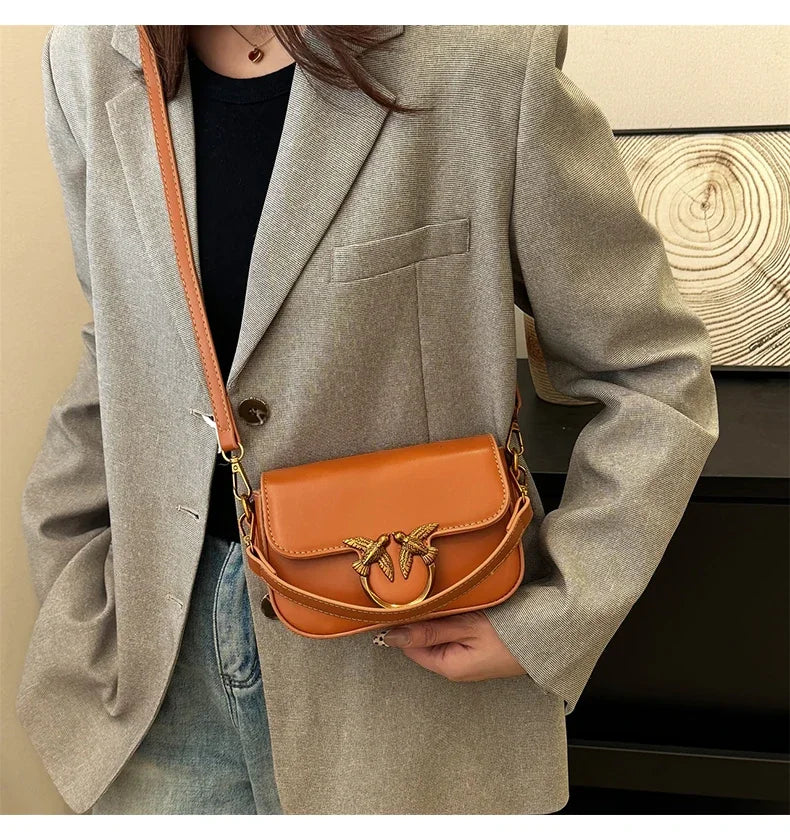 High-end Crossbody Handbag Leather Tote Bags Trendy Design Commuter Popular Classic Elegant Fashionable Bag with avian button