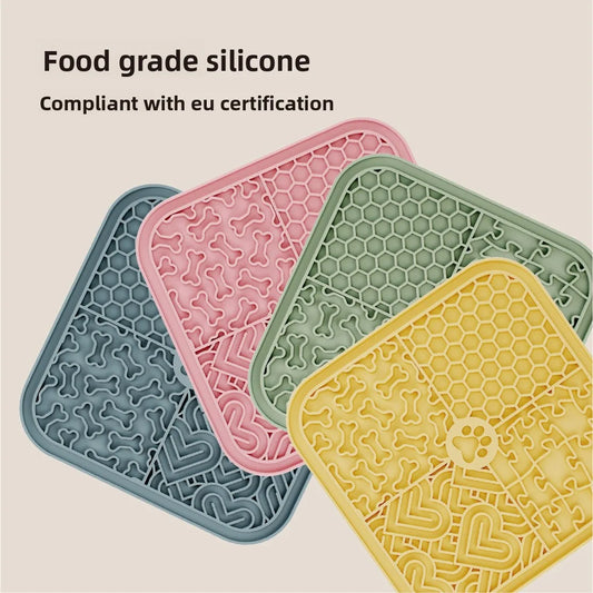 Silicone Pet Licking Mat for Dogs And Cats Slow Feeder Pad Anxiety Relief Bathing Grooming Pet Supplies