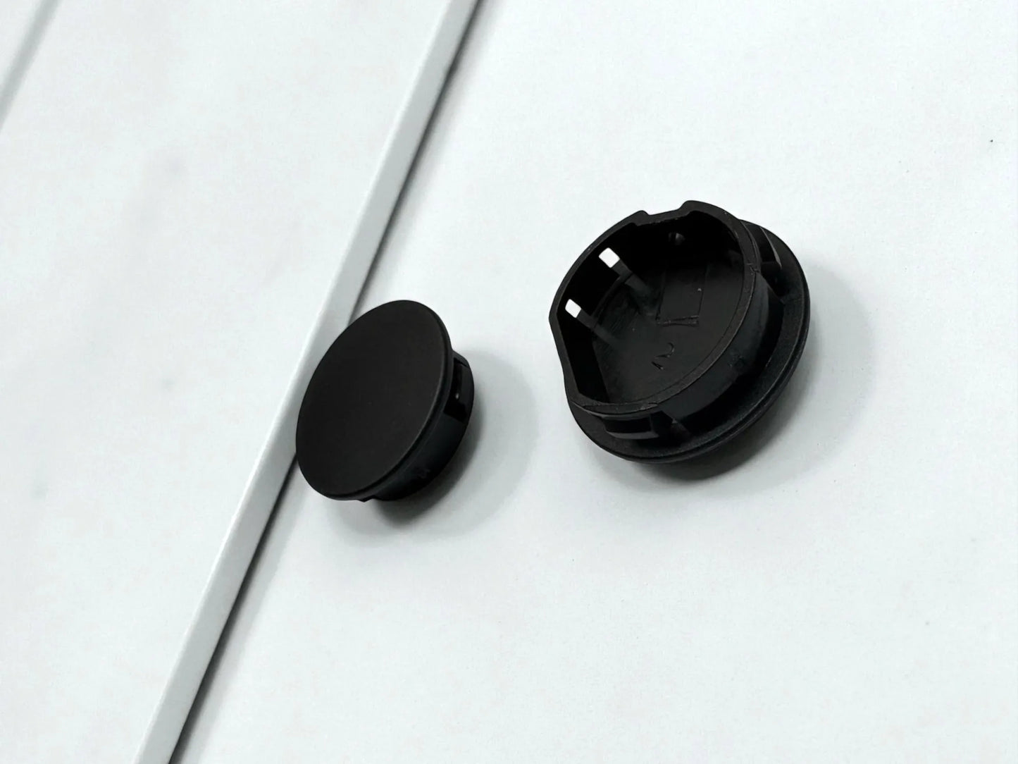 1-Piece Towing Eye Cover Cap for Porsche 911 964/993/996/986 Turbo/GT3