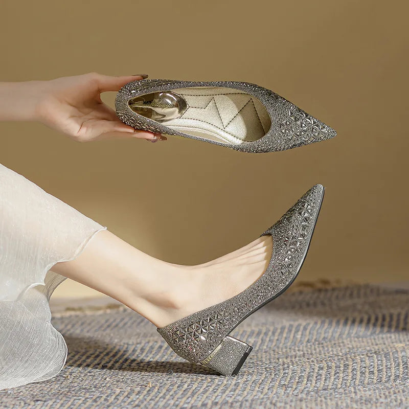 Sequines Cloth Gold rivets pumps women pointed toe glitter med-high heels shoes metal heeled female tacones elegant OL shoes