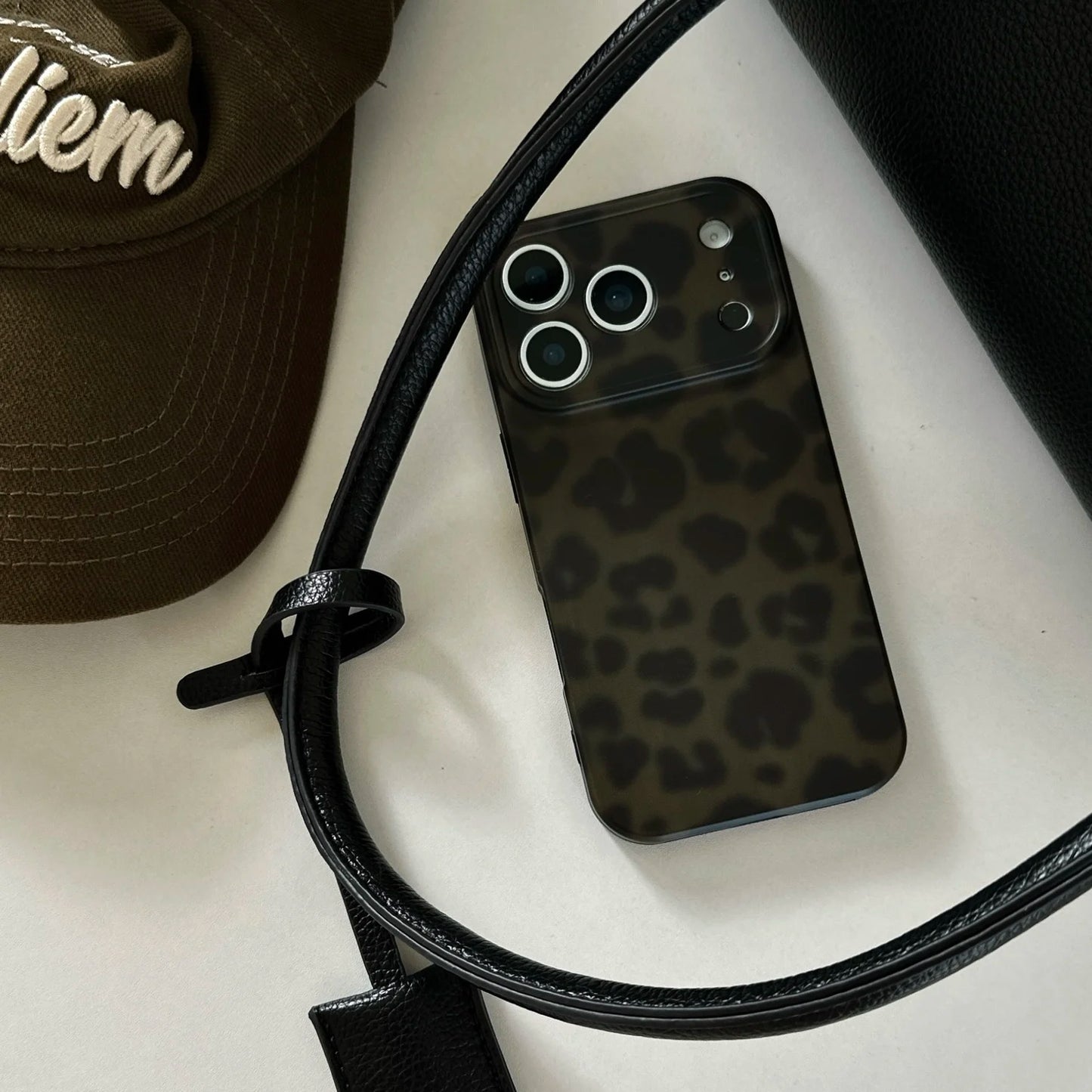 Retro Stylish Amber Color Lamber Pattern Glossy Phone Cover Case for iPhone 17 16 15 14 13 12 Pro Max Plus Air