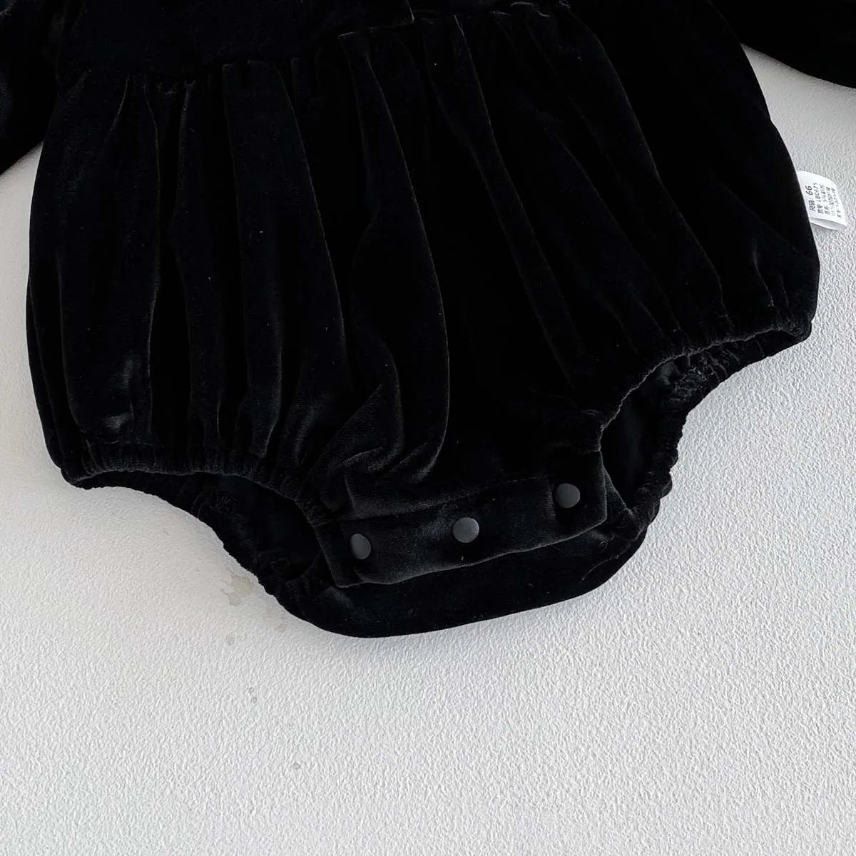 Spring and Autumn Baby Girl Black Lace Crew Neck Jumpsuit, Baby Girl Autumn Long Sleeve Dress Jumpsuit, Very Suitable for Going Out