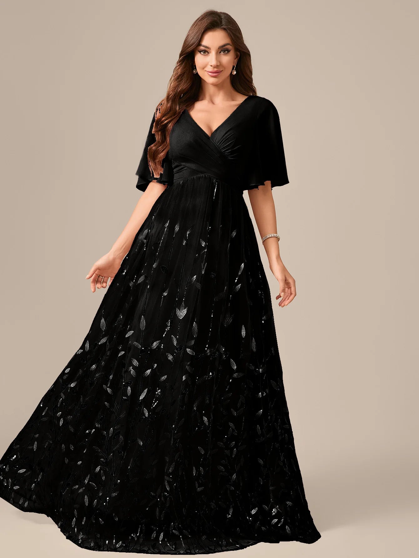 UNITHORSE Random Cutting V-neck Lace-Trimmed Sleeves Chest Pleats Leaf Pattern Tulle Patchwork Evening Dress