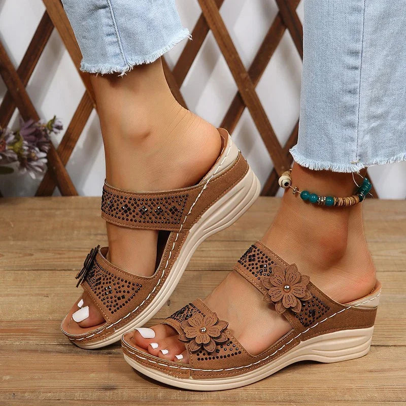 Summer Women Slippers Women's Shoes Retro Roman Sandals Women Pu Casual Flower Wedge Sandals Platform Slippers Heel Plus Size