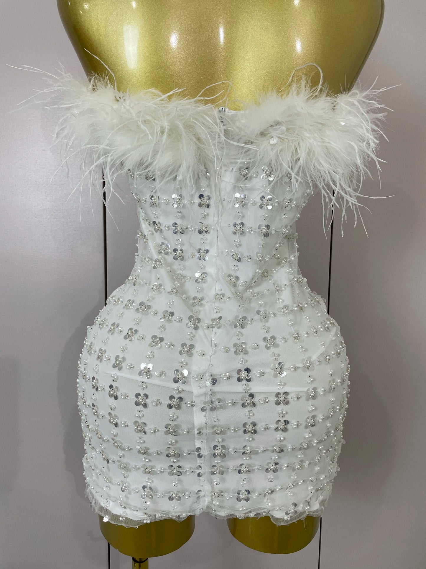 Shinning White Feathers Sequins Straples Bodycon Mini Dress 2025 Women Fashion Celebrate Luxury Birthday Party Cocktail Dress