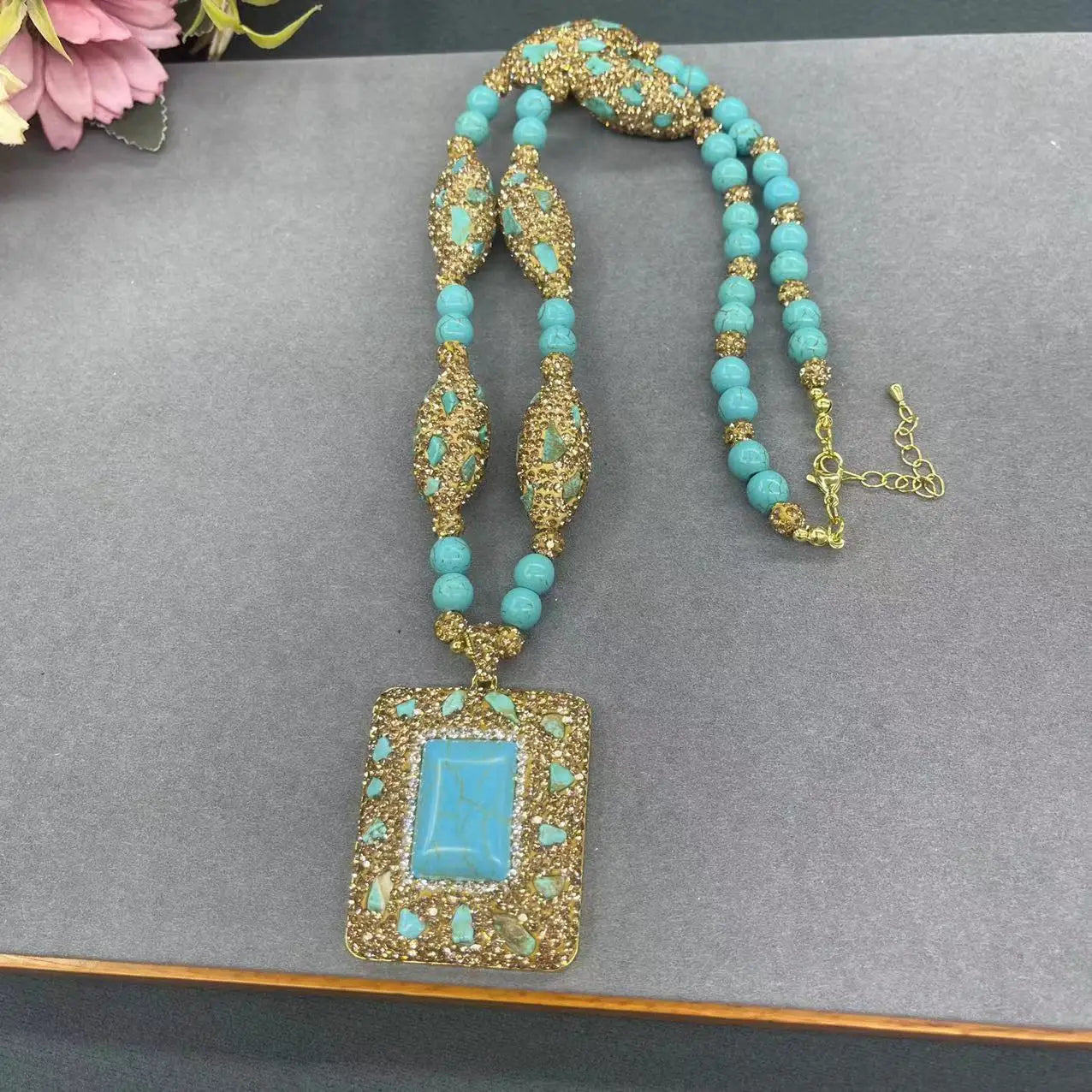 Vintage Turquoise Jewelry Fashionable Inlaid with Turquoise Jewelry Necklace Earrings Ring Bracelet for Women Party Gift