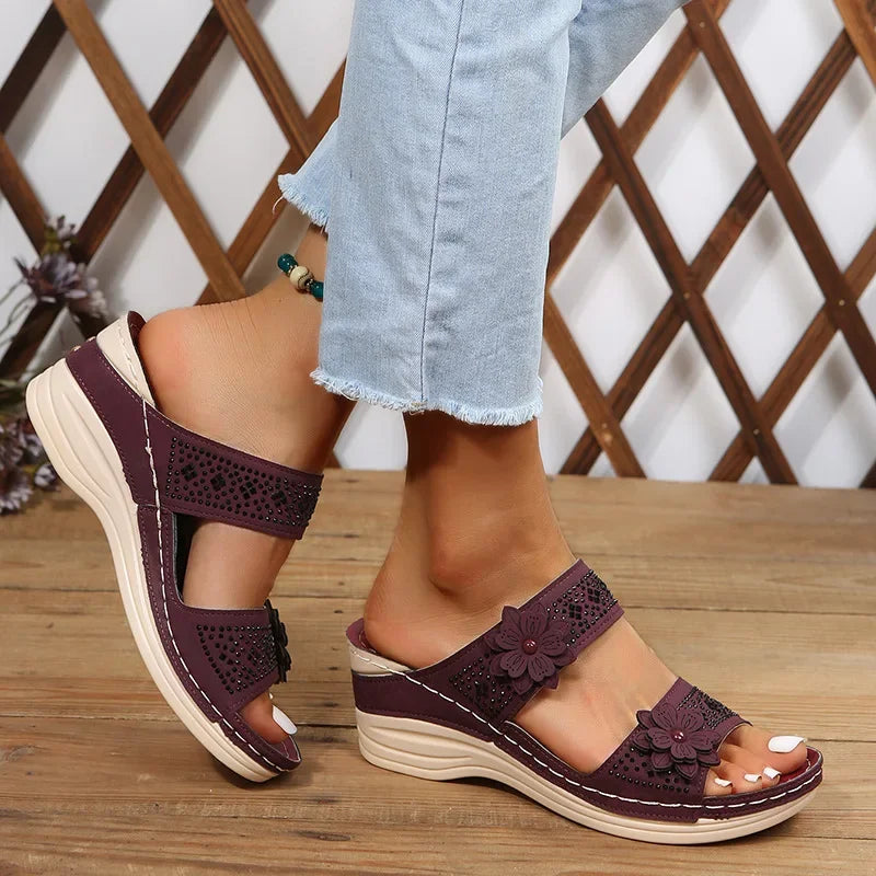 Summer Women Slippers Women's Shoes Retro Roman Sandals Women Pu Casual Flower Wedge Sandals Platform Slippers Heel Plus Size