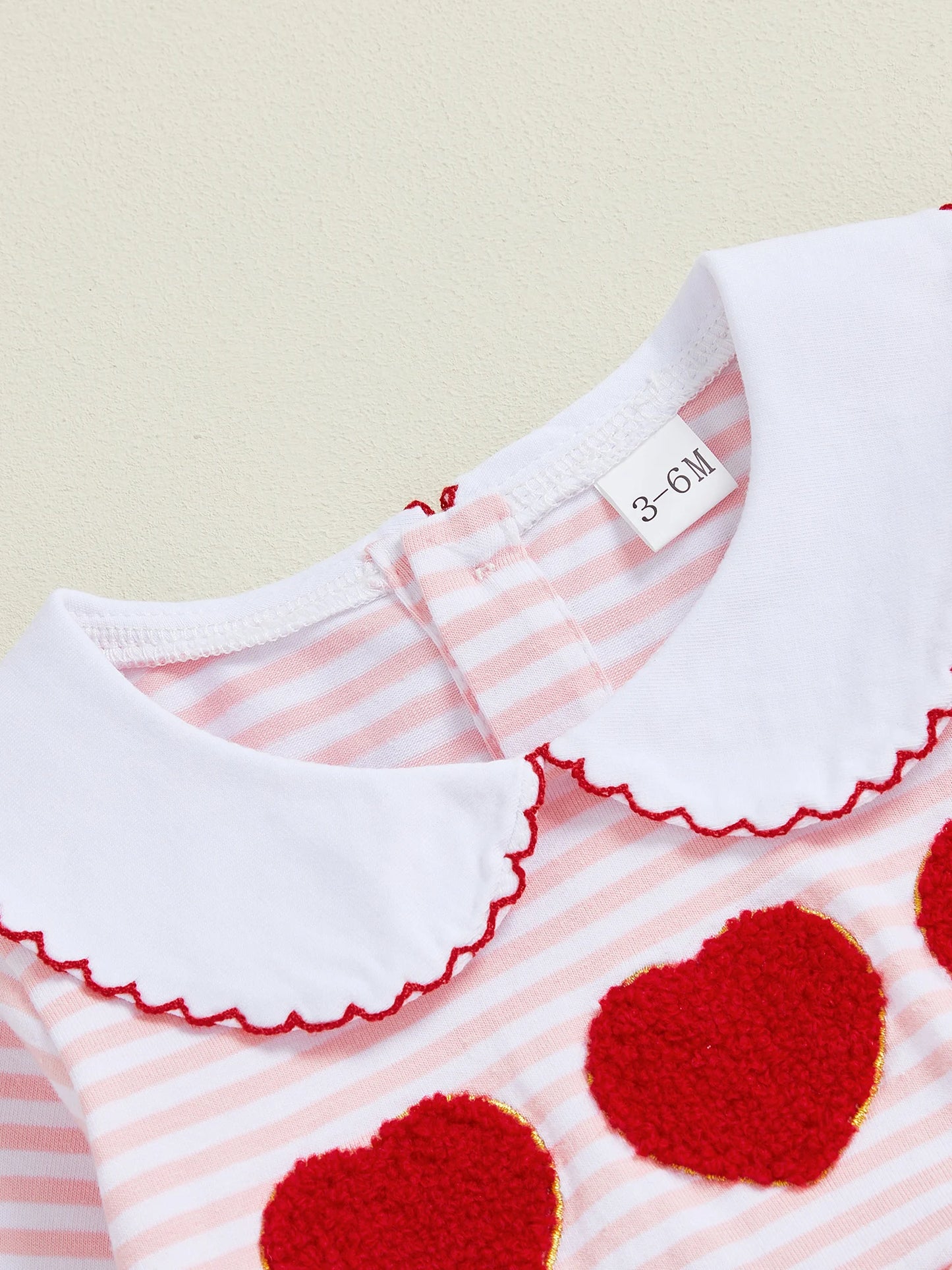 0-18M First Valentines Day Baby Girl Outfit Newborn Heart Smocked Bubble Romper Bodysuit Cute Valentines Day Baby Clothes