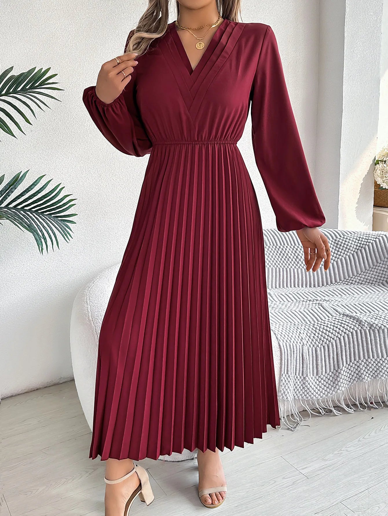 Women's Elegant Solid Color V-Neck Waist-Cinching Long Sleeve Midi Dress with Pleated Ruffles | Spring Autumn Fashion