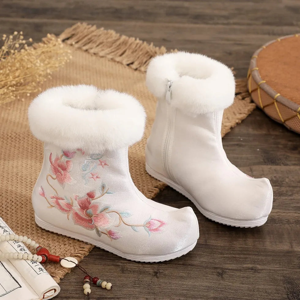 Winter Fashion Shoes Embroidered Fur Boots For Woman Bota Ancient Costume Botines Para Mujeres Hanfu Women's Boots Botas Mujer
