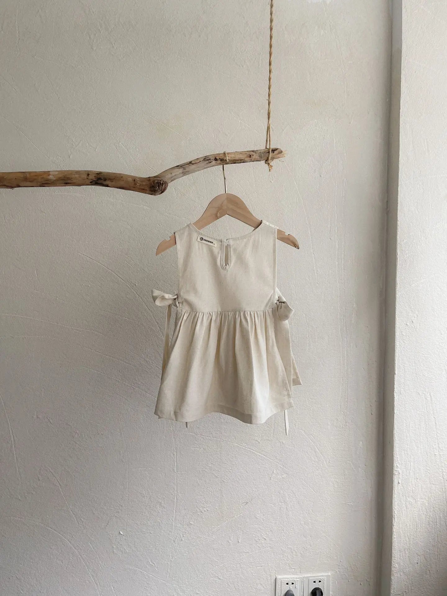 7618-1 Girl Baby Dress  Autumn New Flowers Embroidered Girl's Dress Butterfly Strap Apron Sleeveless Suspender Dress