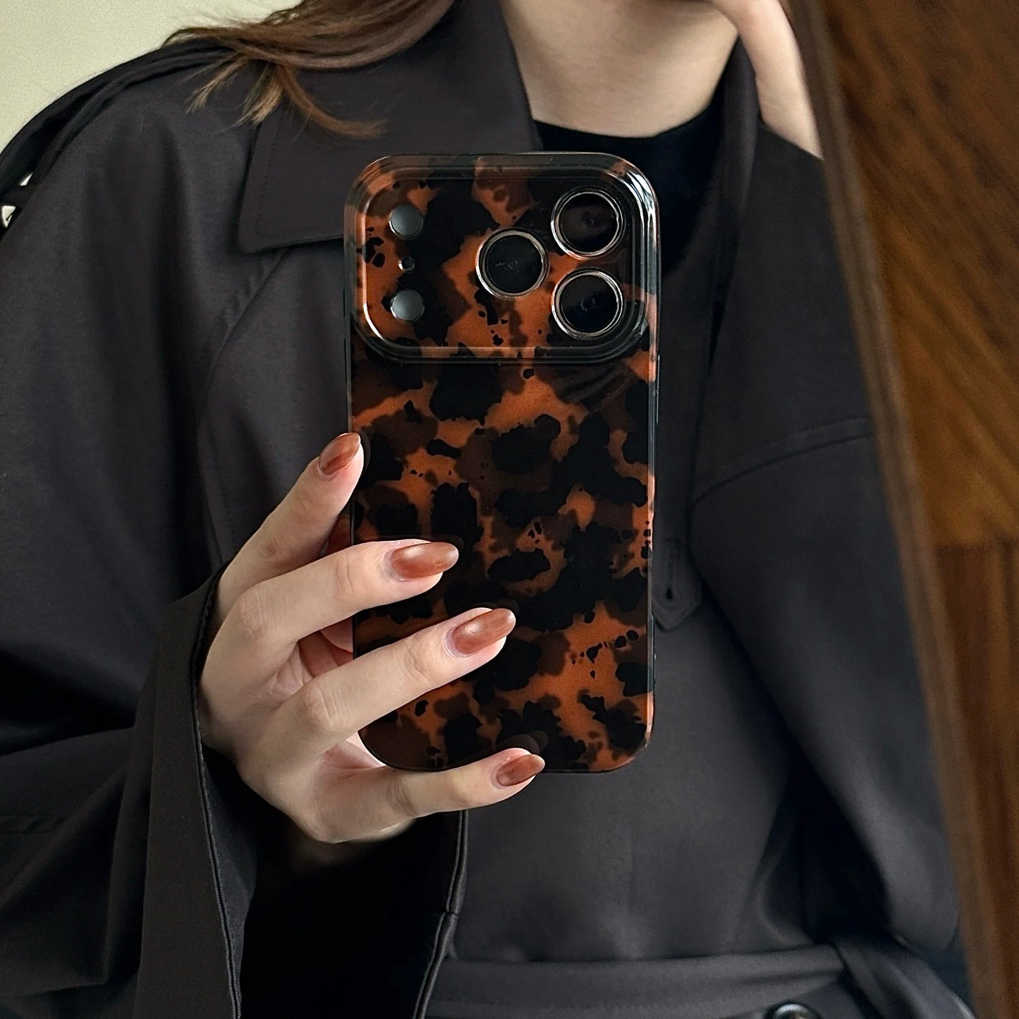 Retro Stylish Amber Color Lamber Pattern Glossy Phone Cover Case for iPhone 17 16 15 14 13 12 Pro Max Plus Air