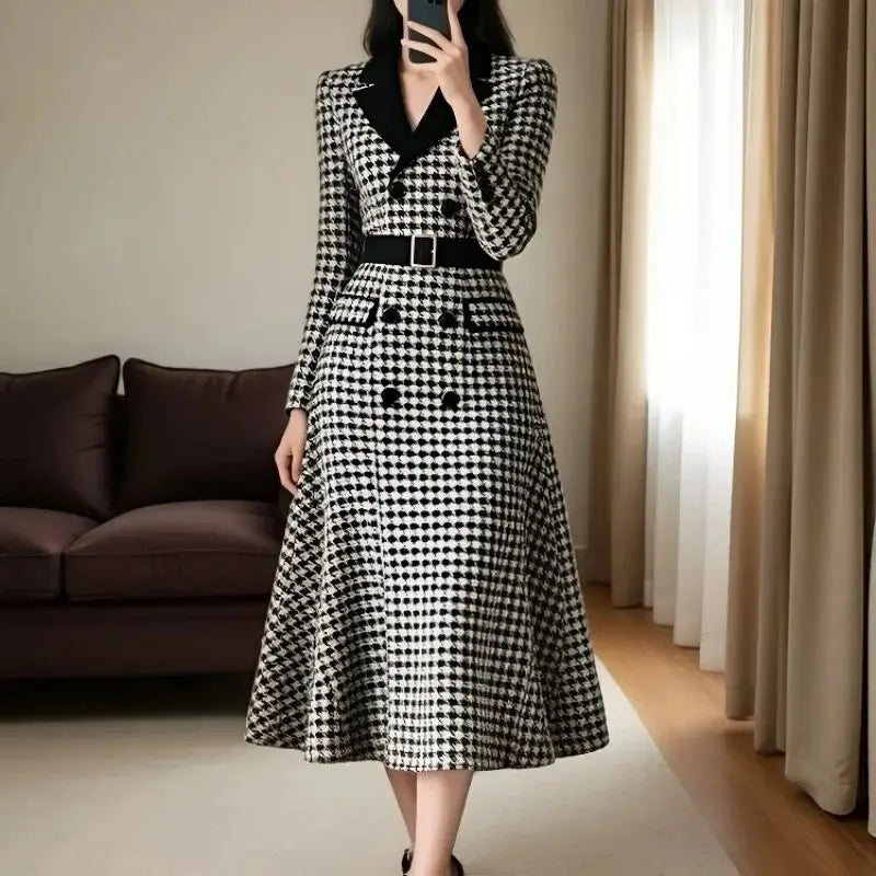 French Retro Plaid Print Dress Fashion Notch Collar Double Breasted Dress Autumn Long Sleeved High Waist A-Line Midi Dress 724B
