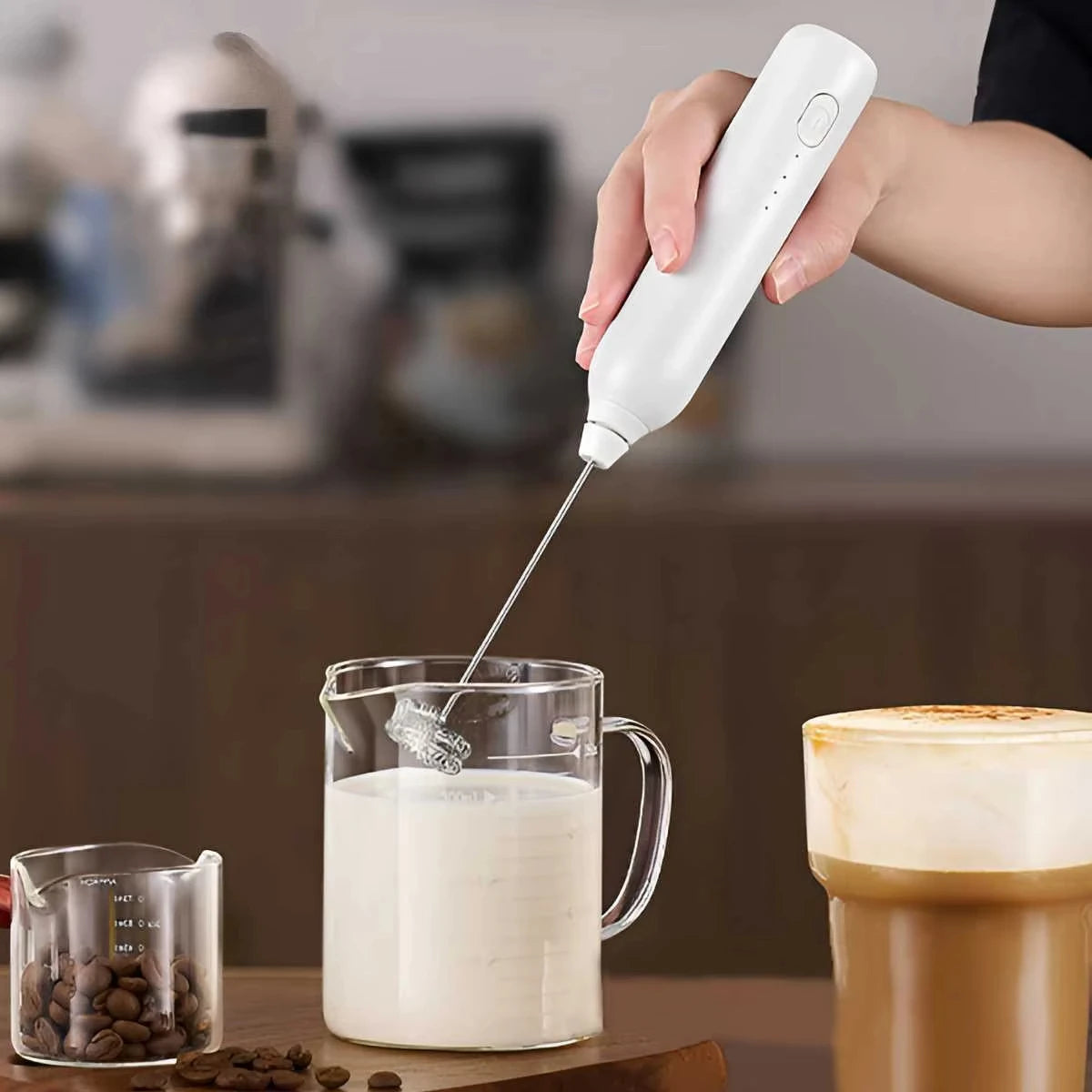 Handheld Electric Milk Coffee Mixer, High-Speed Cream Mixer, AA Battery Powered Latte and Cappuccino Kitchen Appliances
