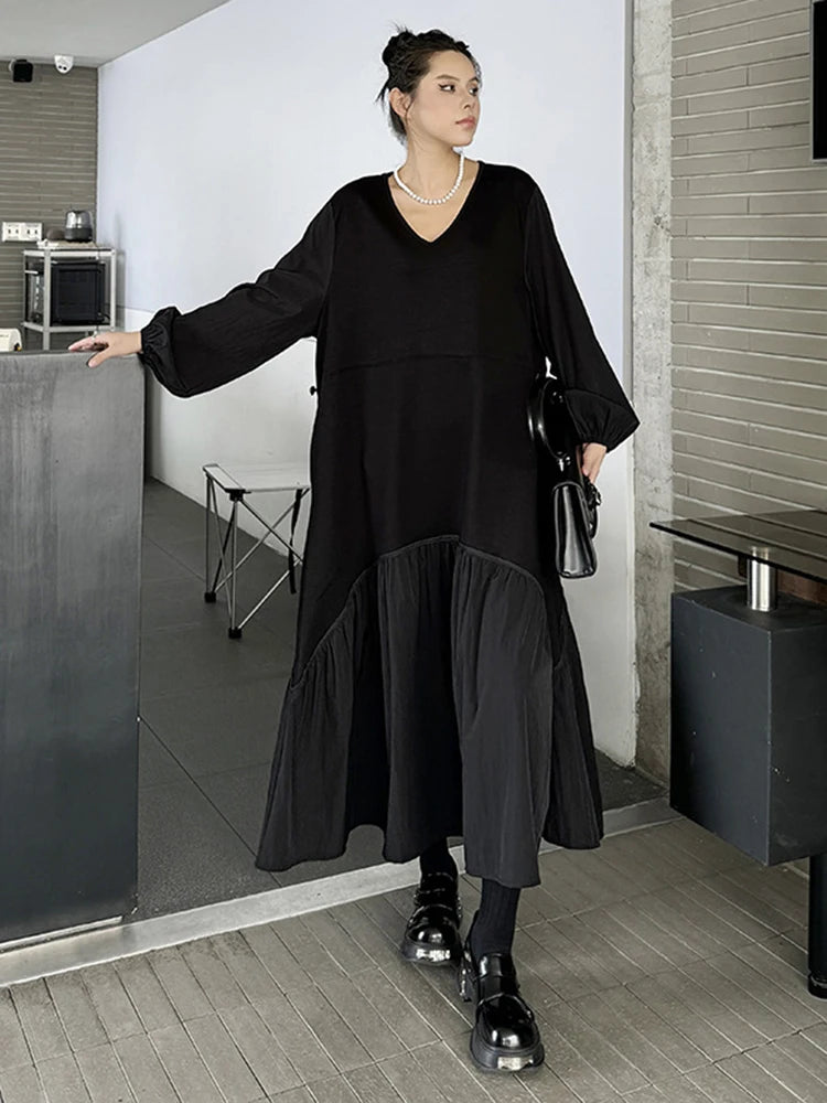 EAM Women Black Waist Drawstring Big Size Casual Midi Dress New V-Neck Long Sleeve Fashion Tide Spring Autumn 2026 1DJ3697