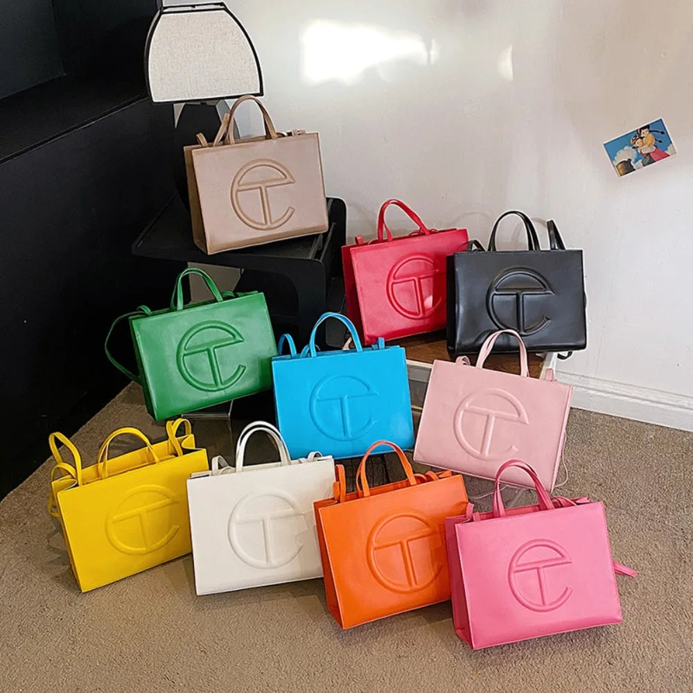 2026 Fashion Elegant Classic Paris Diaper Bag Unique Leisure Business Crossbody Purse for Women Daily Commute Work