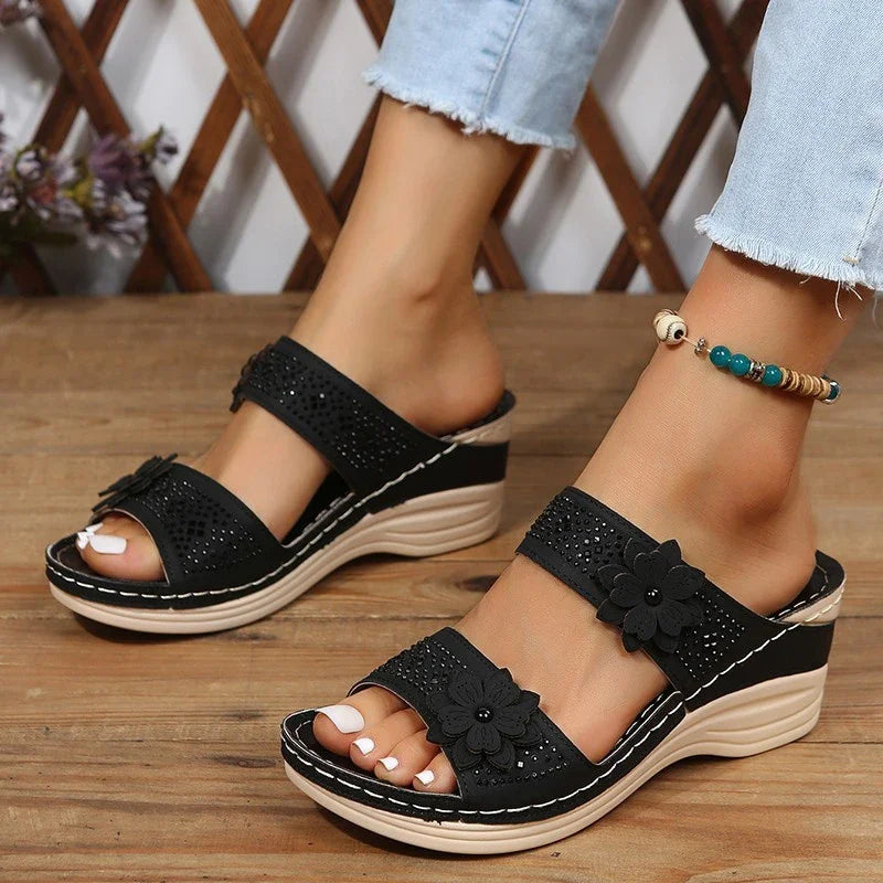Summer Women Slippers Women's Shoes Retro Roman Sandals Women Pu Casual Flower Wedge Sandals Platform Slippers Heel Plus Size