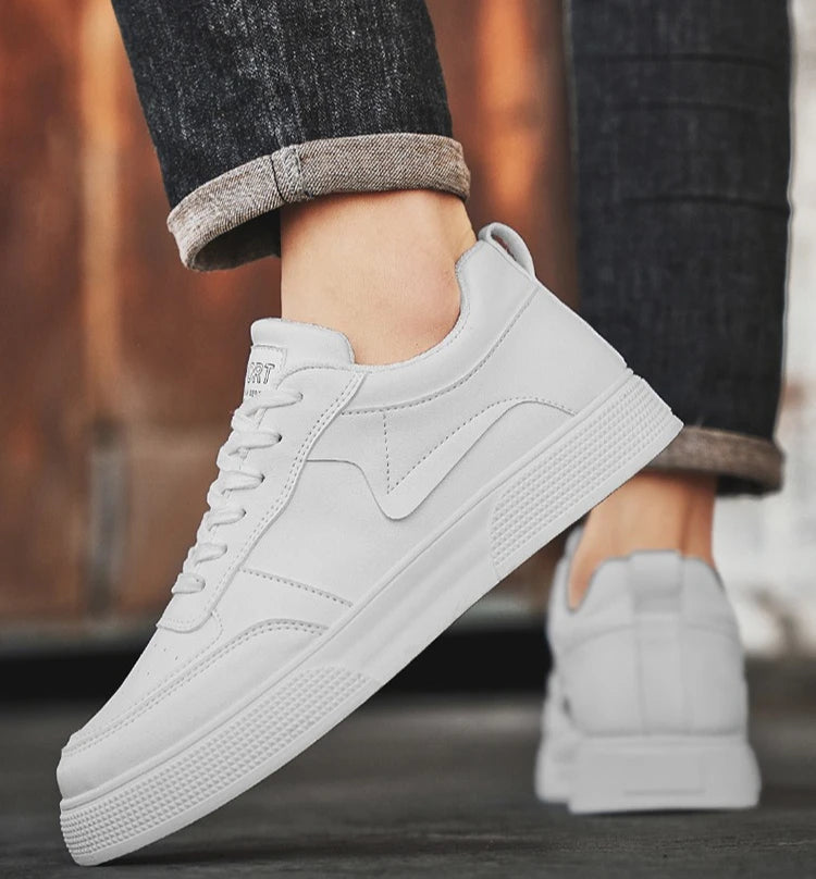 New plus size men's casual sports shoes versatile Korean version thick soled height increase white shoes student board shoes