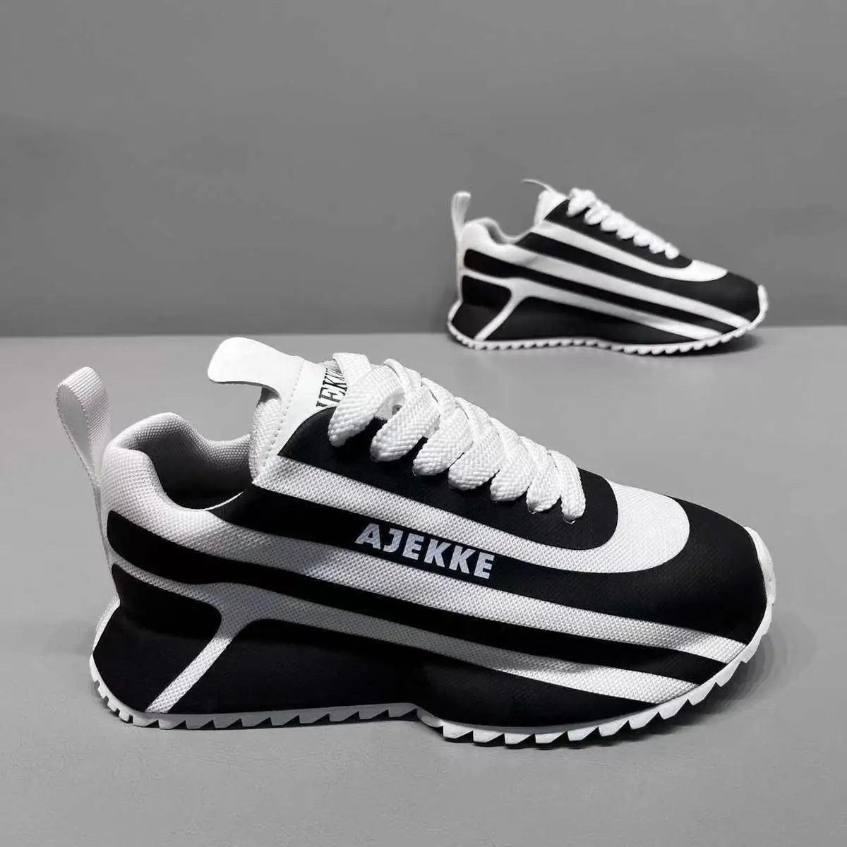 Chunky Sneakers Men Designer Soft Sole Sport Shoes Fashion Casual Leather Fabric Mesh Breathable Height Increased Platform Shoes