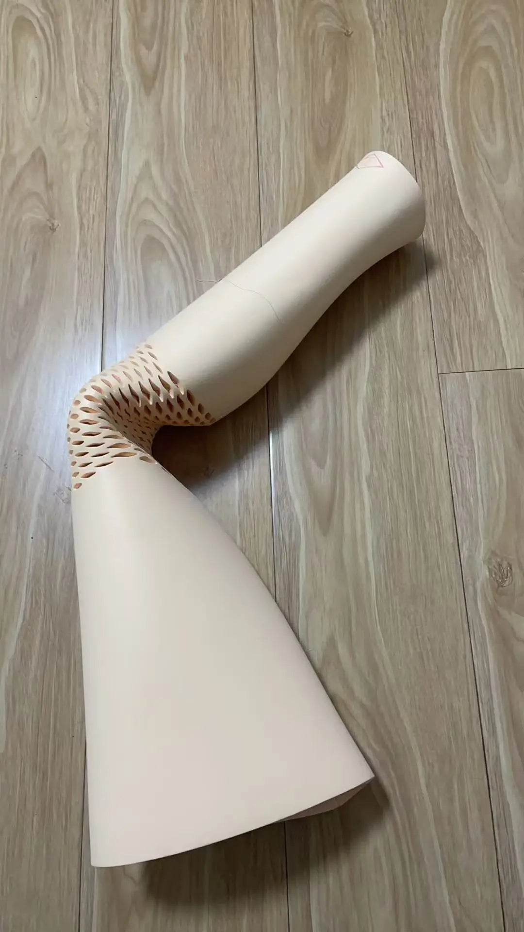 Prosthetic Leg Cover for Above-Knee Amputees | Realistic Leg Cosmetic Skin Sleeve | Protective & Decorative Thigh Cover (S/M/L)