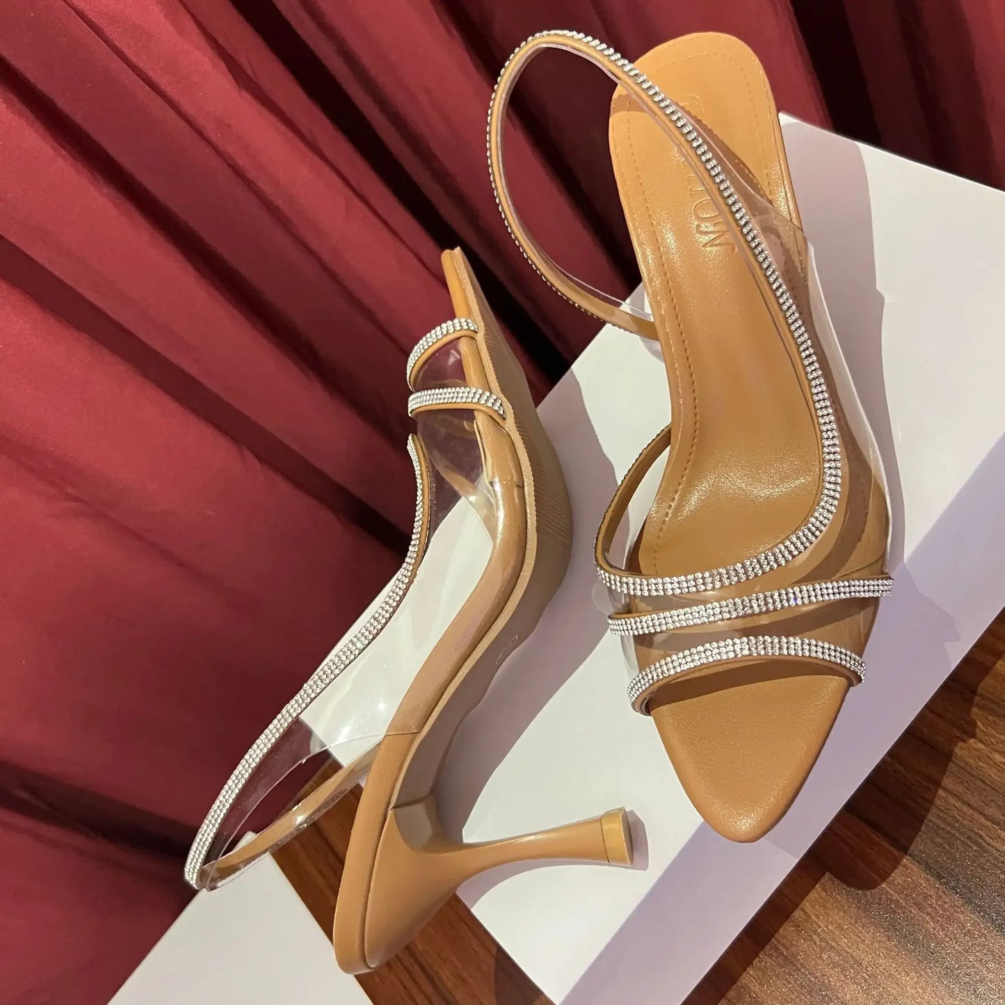 Transparent Water Diamond Women's Sandals Summer 2025 New Style Versatile Fish Mouth Pointed Toe Elegantly Exposed Toe Stiletto