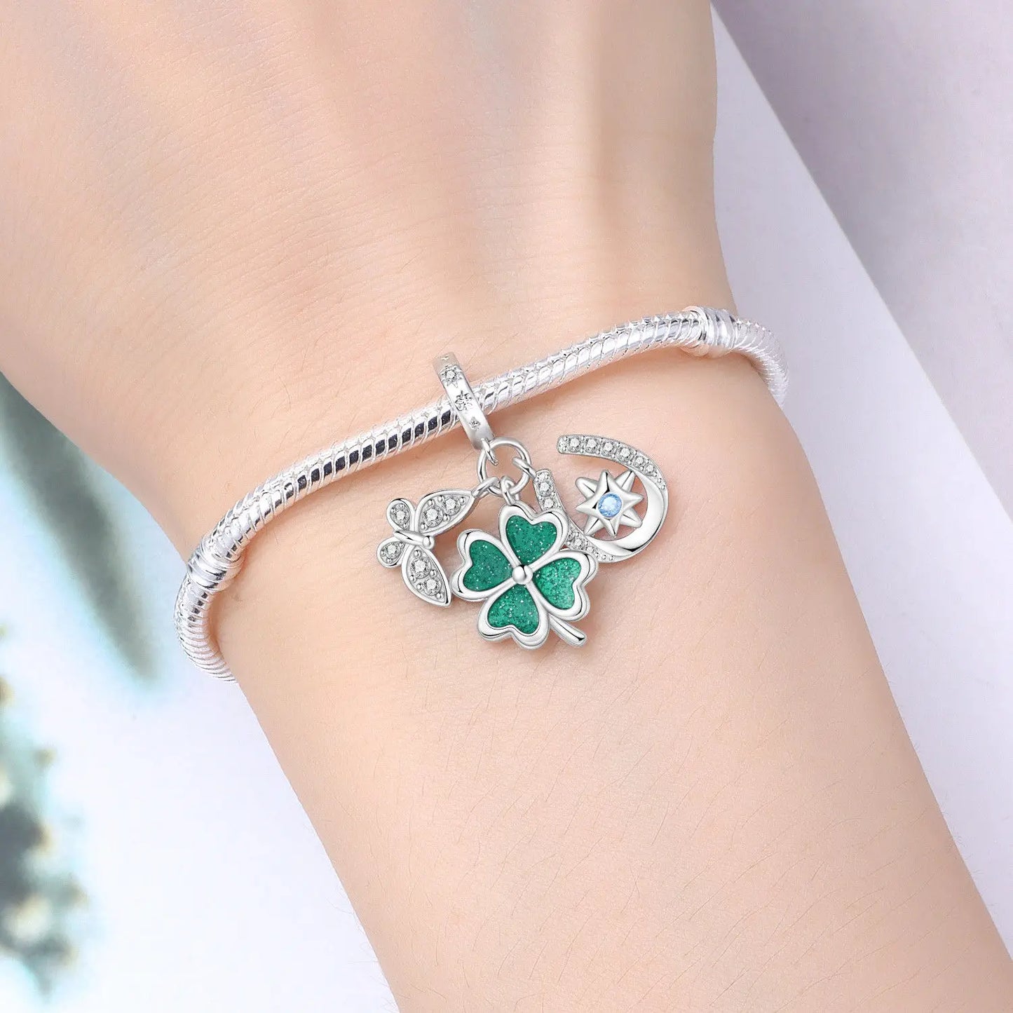 925 Sterling Silver Two-tone Symmetrical Angel Wing Pendant Necklace for Women Lucky Symbol Original Jewelry Party Couple Gift