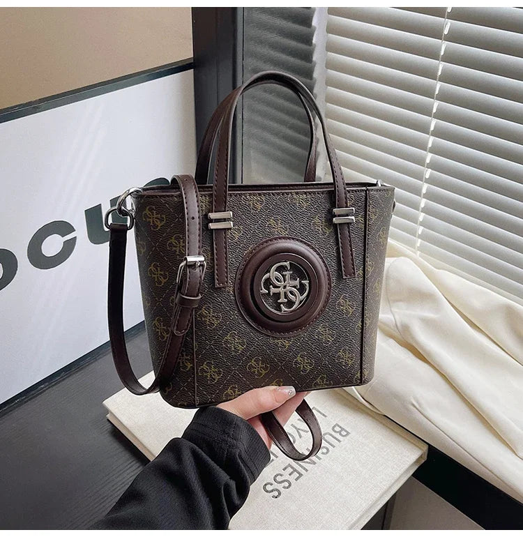 Vintage Leather Diaper Bag For Ladies High-end Simple Fashionable Classic Design Trendy Large Capacity Commuter Backpack