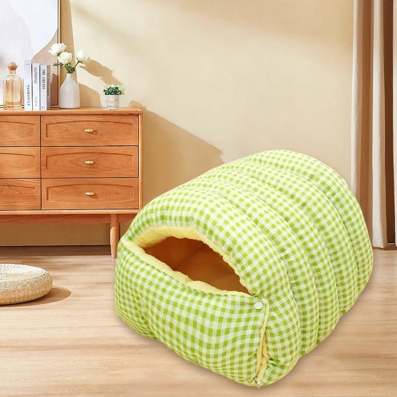 Checkered Cat House Winter Warm Enclosed Pet Bed for Cats and Small Dogs