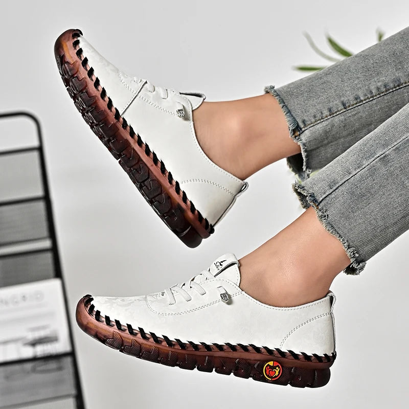 Print Fashion Sneakers Women Hand-stitching Leather Casual Shoes Design Platform Loafers Breathable Flats Shoe Driving Plus Size