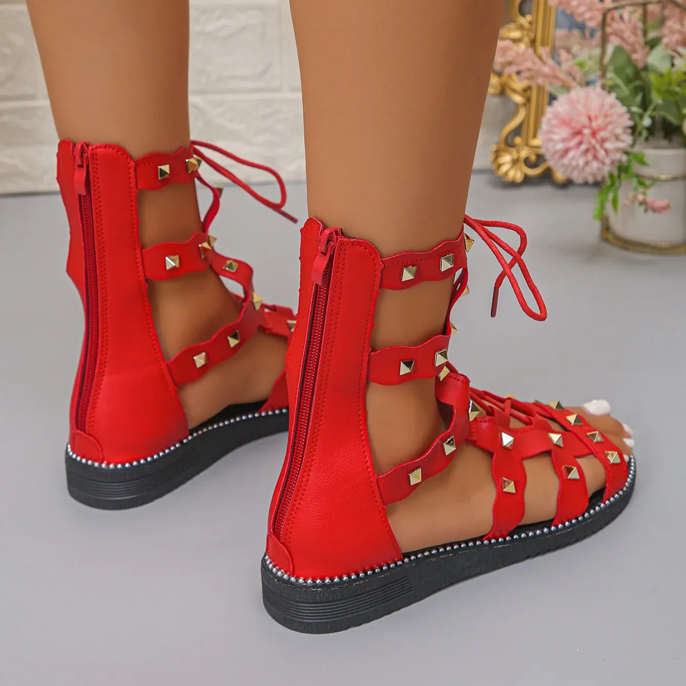 Women Sandals 2025 New Fashion Summer Women Sandals Hollow Round Head Cross Strap Casual Flat Shoes for Women Zapatos De Mujer