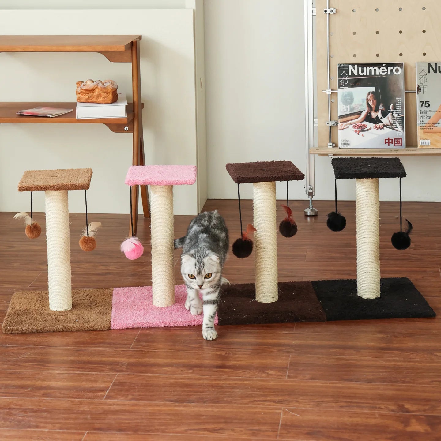 Agave Non-Shedding Cat Tree Vertical Scratching Post with Toy Self-Amusement Cat Toy Scratching Board for Cats