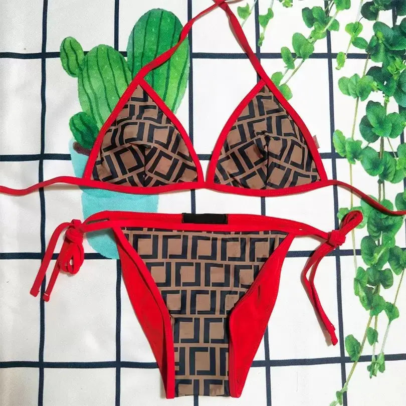 2025 Summer New Women's Outdoor Beach Swimsuit Sexy Hanging Neck Strap Split Bikini