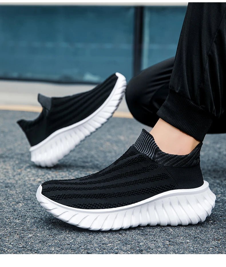 Men's Slip On Casual Sport Shoes Comfortable Knitted Fabric Non-Slip EVA Sole Soft Walking Shoes Women's Sneakers Unsiex Loafers