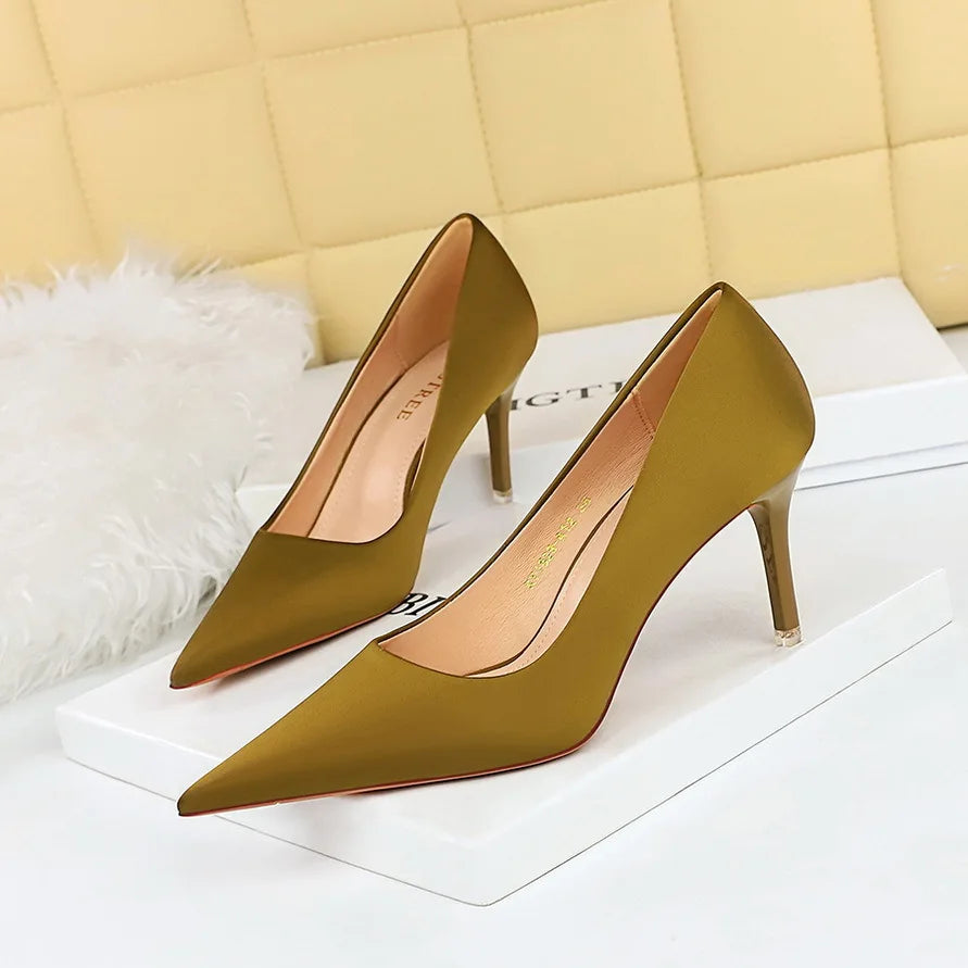 Large Size 43 Pointed Shoes Woman Pumps Professional OL High Heels Office Shoes Silks Satins Women Heels Stilettos Ladies Shoes