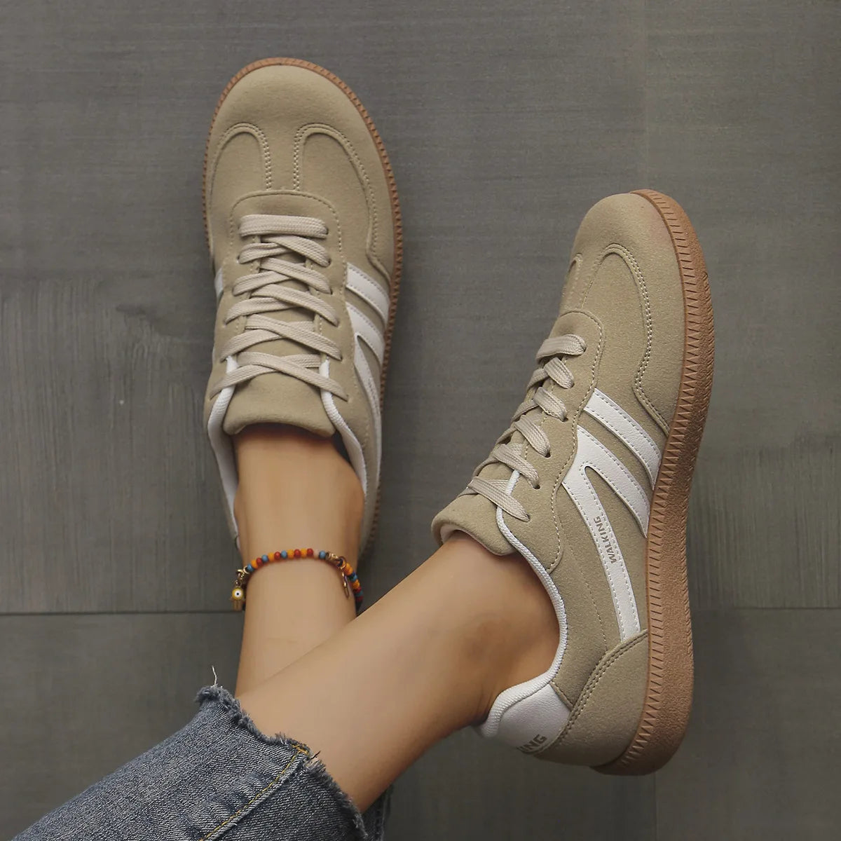 Women Sneakers 2025 Spring New Luxury Flat Loafers Comfortable Slip on Soft Female Sneakers Lightweight Outdoor Shoes for Women