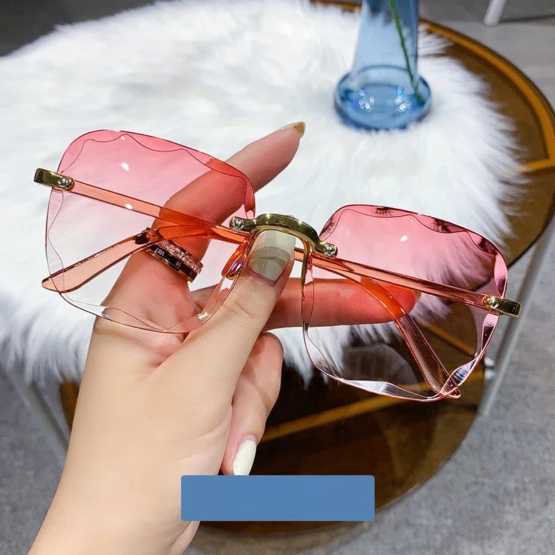 Square Rimless Fashion Sunglasses for Women Men Summer Gradient Sun Shades for Vacation Beach Travel（Not Include Glasses Case）