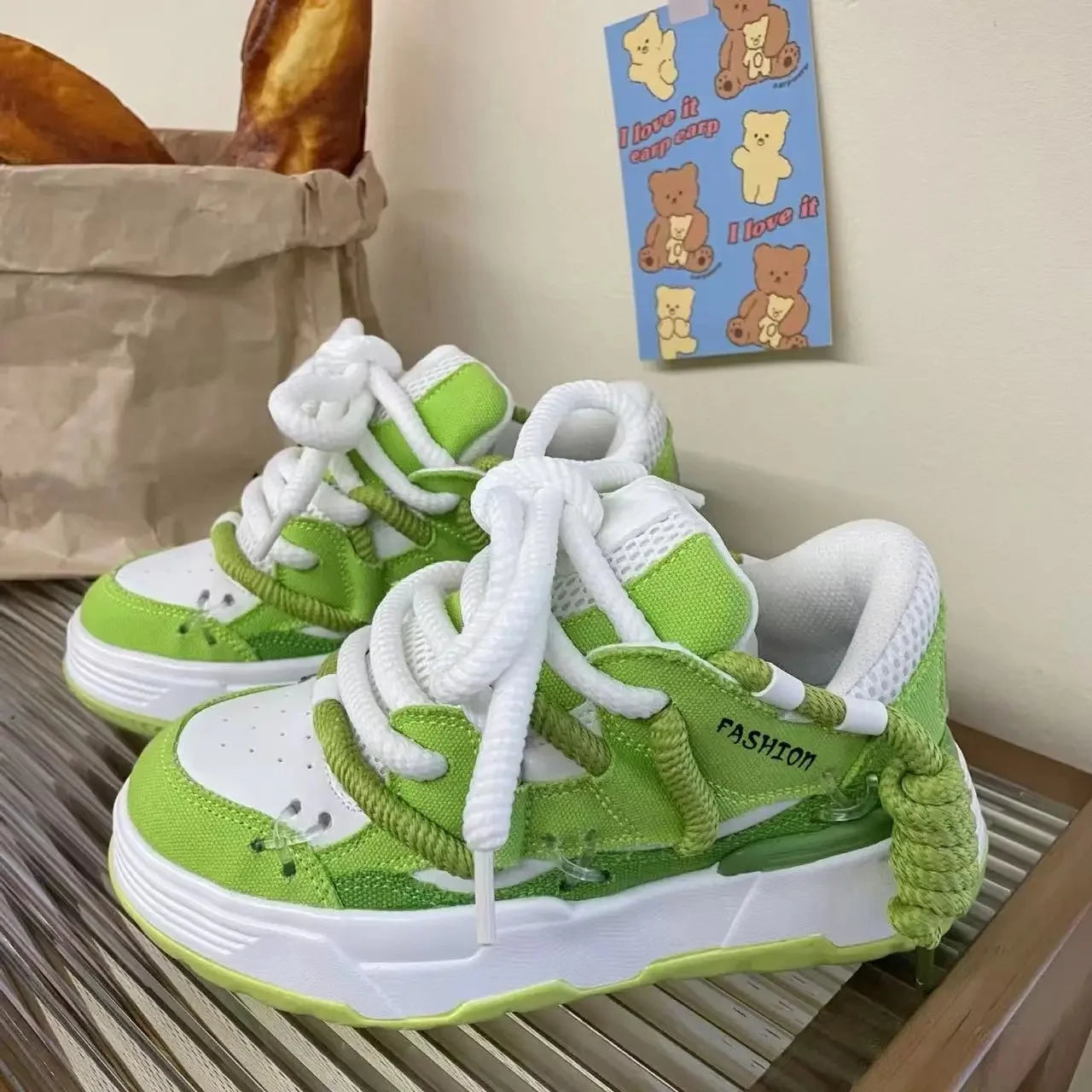 Retro Thick Bottom Athletic Shoes for Men Coupling Traction Trends High Rhythm Old Father Sport Shoes Dynamic Personality