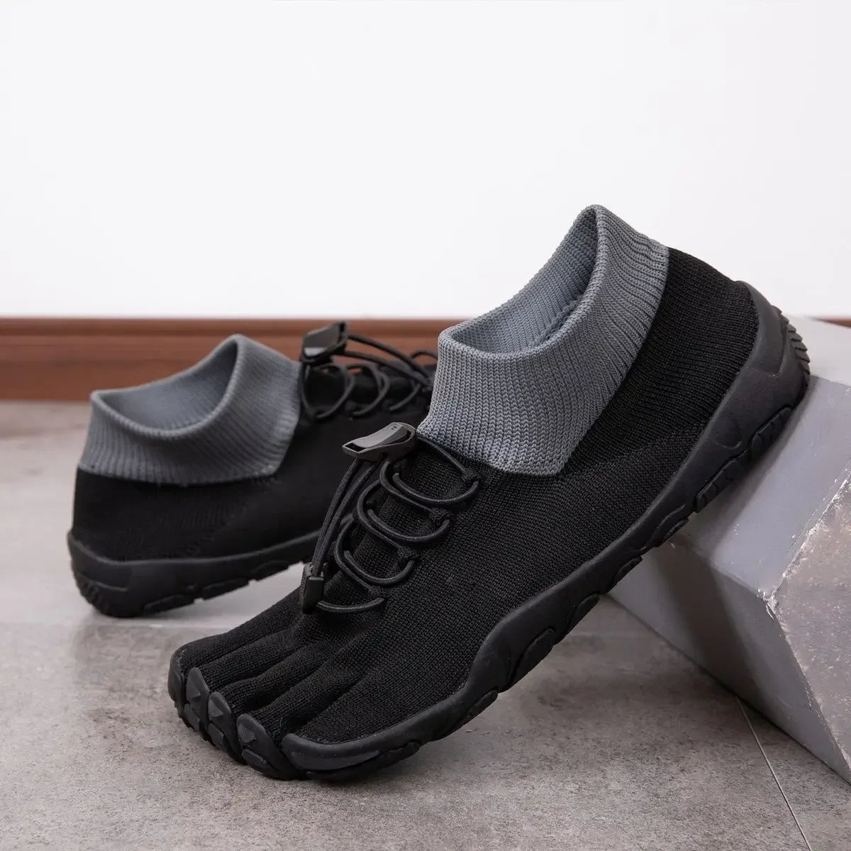 Split Toe Shoes FiveFingers Casual Sneakers Women Safety Walking Shoes Climbing Shoes Unisex Men Fitness Yoga Mesh Water Sneaker
