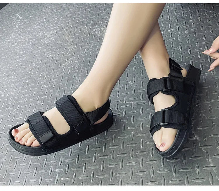 Hot Sale Of The Season New Men's Summer Sandals Beach Sports Slippers Anti-slip Soft Bottom Casual Driving Dual-purpose Slippers