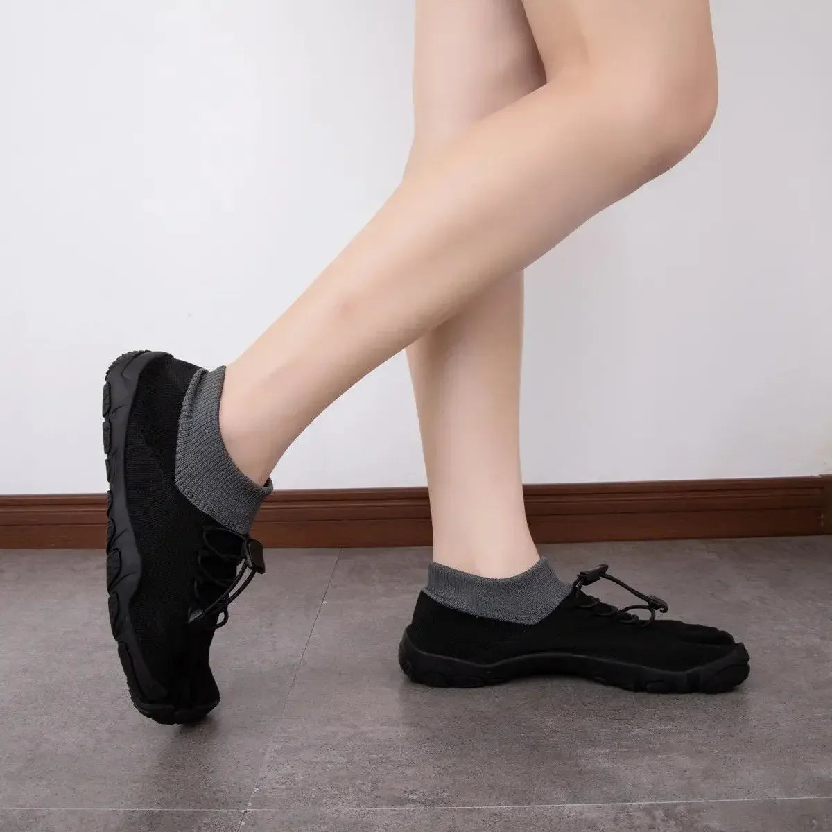 Split Toe Shoes FiveFingers Casual Sneakers Women Safety Walking Shoes Climbing Shoes Unisex Men Fitness Yoga Mesh Water Sneaker